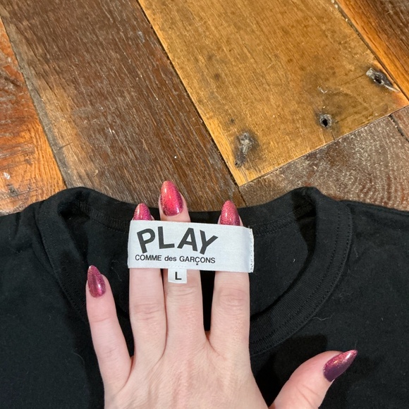 Comme des Garçons PLAY Black Graphic Logo Tee Made in Japan Size L - Picture 7 of 10